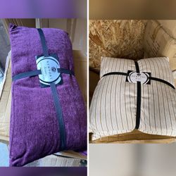 New Feather Pillows $20 A Case Of 10 Pillows Or $10 For Pair Of Pillows 