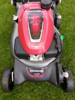 Honda HRN 216 Lawnmower