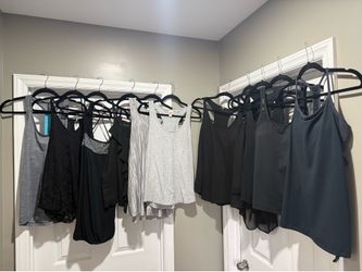 Women’s Sleeveless Tops Size Small & Medium (11 Pieces)
