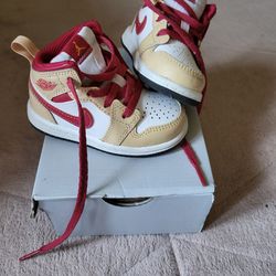 Shoes 6c  Nike