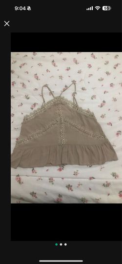 Lulus Crop Top Blouse Size Medium Good Conditions Used Once