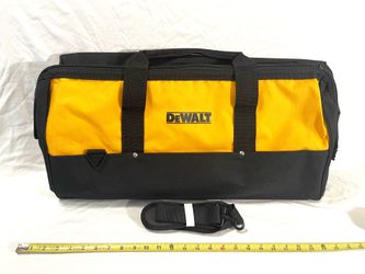 Brand new DeWalt seven tool capacity tool bag with shoulder strap