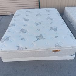 Queen Pillowtop Mattress And Box Spring 