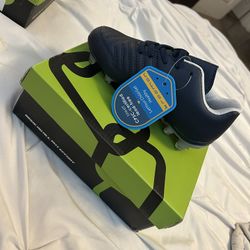 Soccer Cleats Size 11