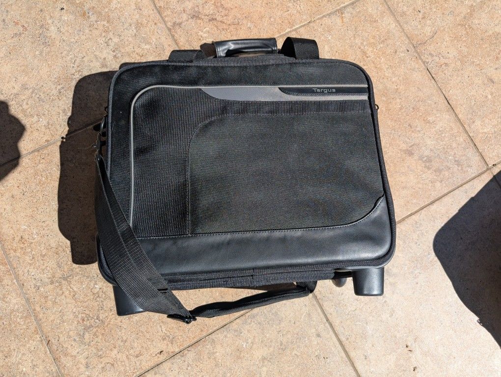 Rolling Laptop Case