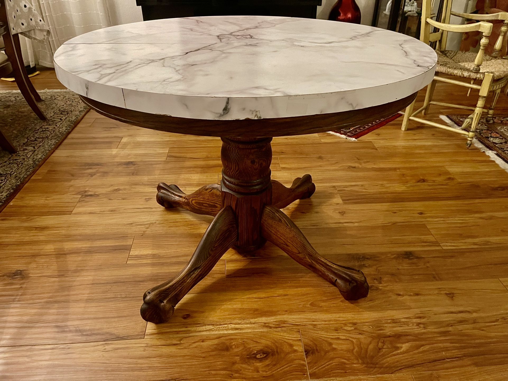 Table Dining Breakfast Room Solid Oak Claw Feet Base 