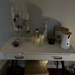 Decor Table 