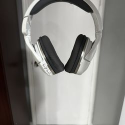 wireless headphones gaming
