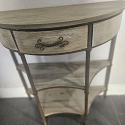 ACCENT TABLE 