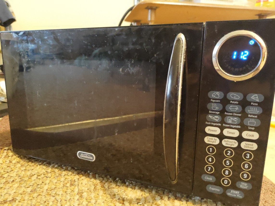 Free : Broken Microwave 