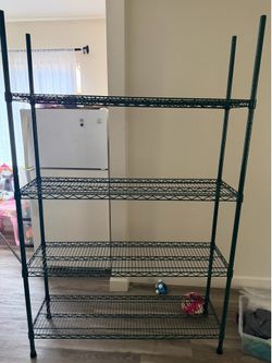 Metal storage shelving unit