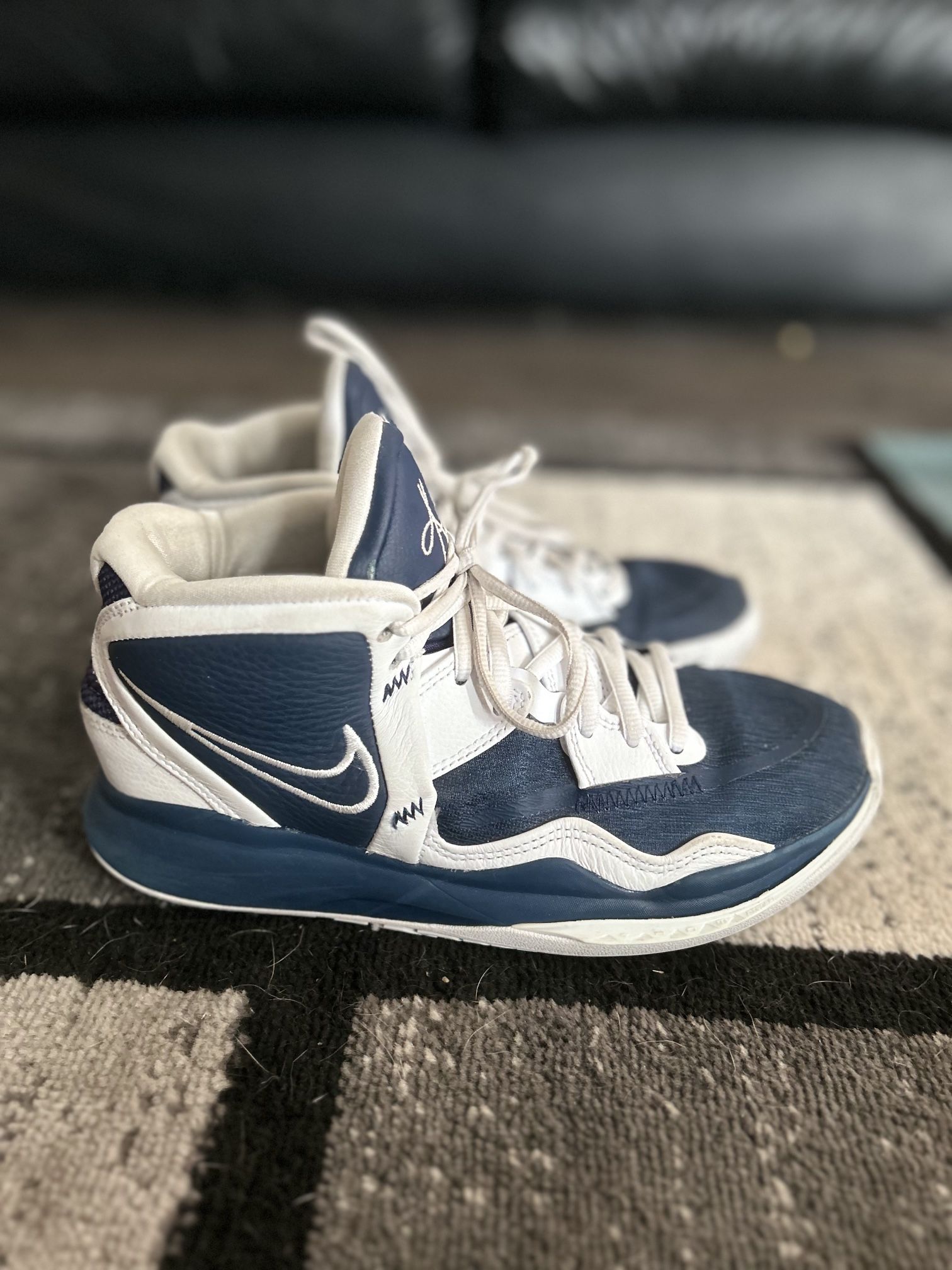 Nike Kyrie Infinity Basketball/Volleyball shoes “Midnight Navy”