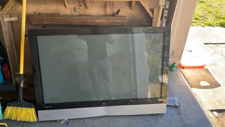 Huge Vizio