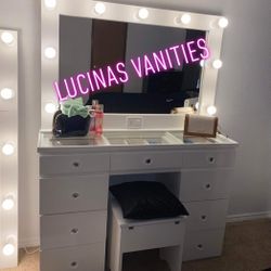 White Glasstop Vanity Set