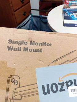 Single monitor wall mount