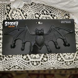 Halloween Gothic Bat Wall Hook Holder