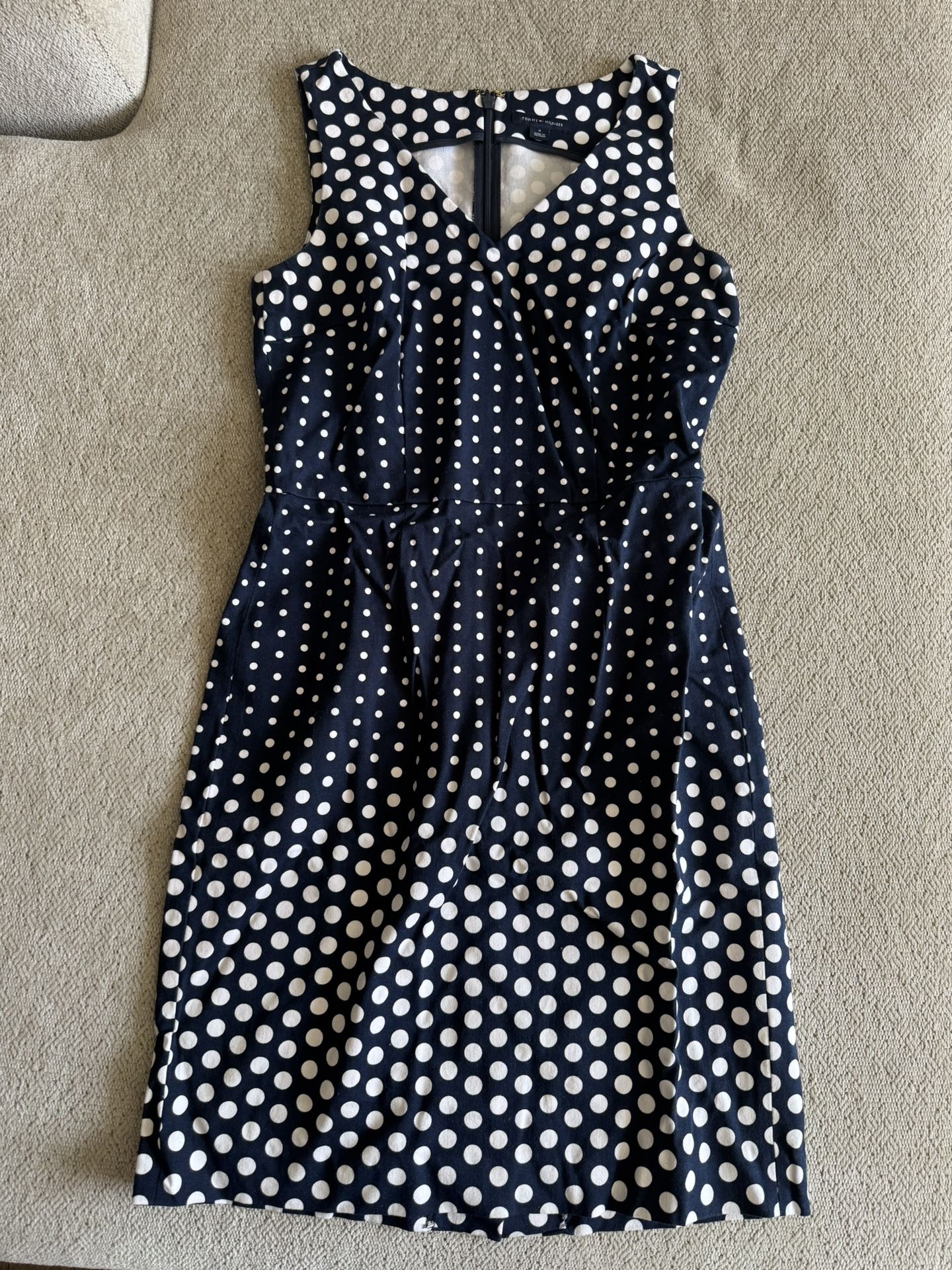 Tommy Hilfiger Woman's Size O Blue/White Polka Dot Pullover Zip Dress