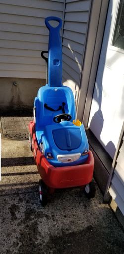 Radio Flyer Wagon
+ Blue Push Car