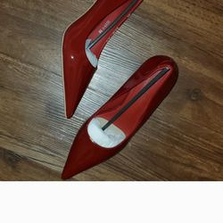 New Deep Red Pointy Toe Pump High Heel Size 39/8