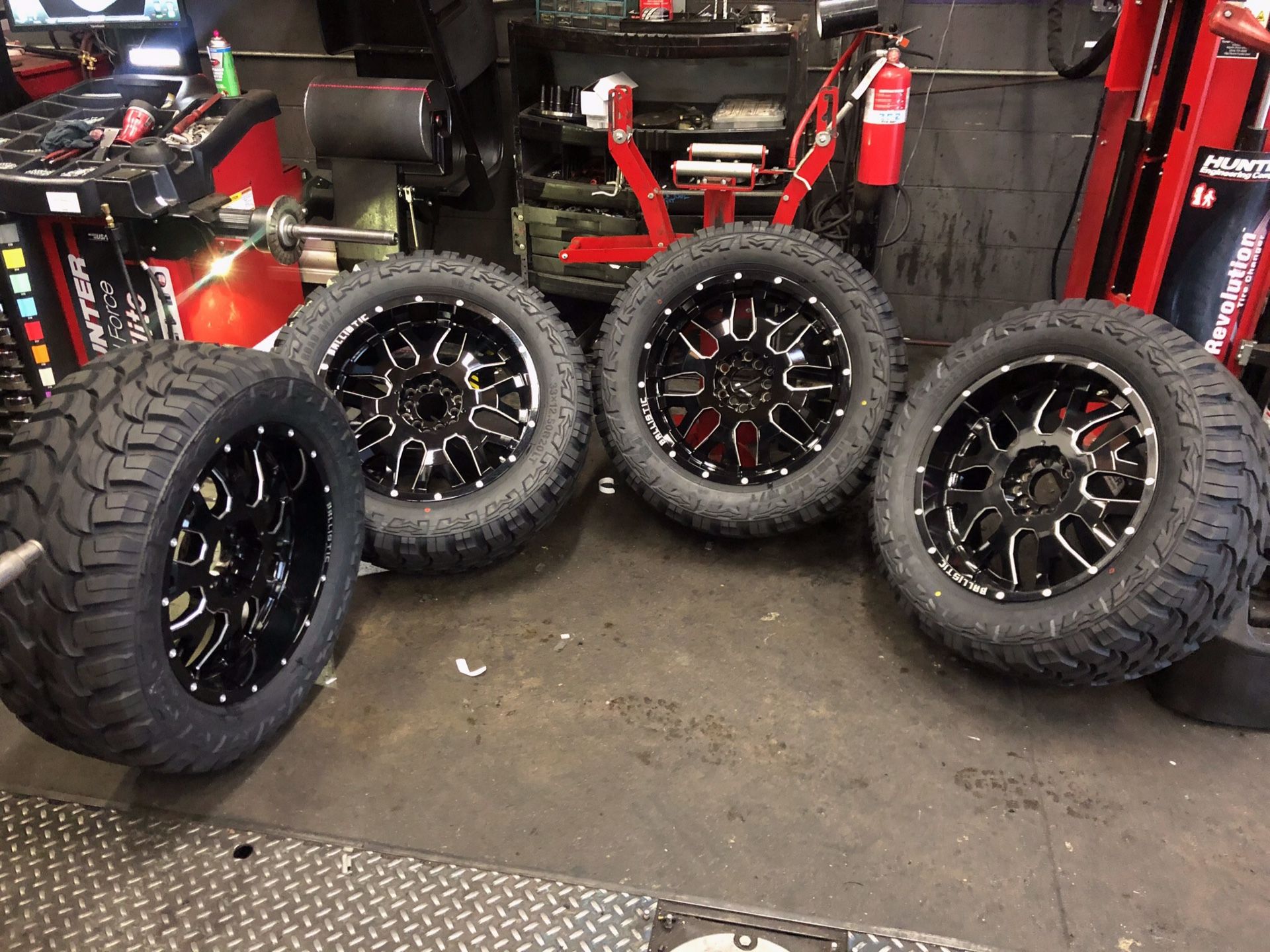 Used Rims 20x10 20x10 off-road rims with 33 MT tires for Sale in Ontario, CA - OfferUp