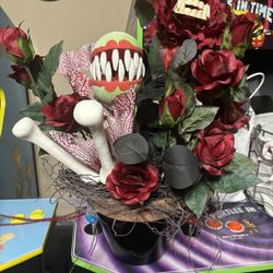 Halloween centerpiece
