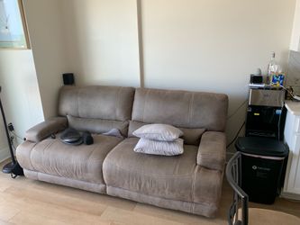 Electric powered sofa/recliner