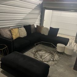 Black And Gold Sectional W/Coffee Table Set And Rug