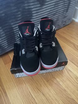Jordan 4 Bred (2019)