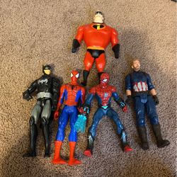 Action Figures 