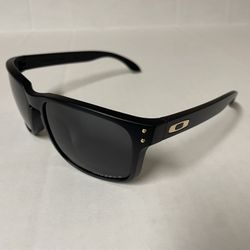 Oakley Sunglasses 