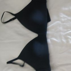 New SKIMS  Bra Black Size 32C
