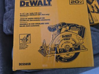DEWALT 20VMAX BRUSHLESS 6-1/2"/PO/PULG(165MM) CIRCULAR SAW (TOOL ONLY)PRICE IS FIRM