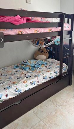 Bunk bed