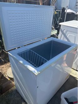 Deep freezer