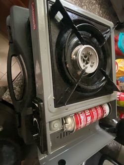 Gas camping stove
