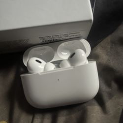 Air Pods Pro 2nd Gen Barely Used 