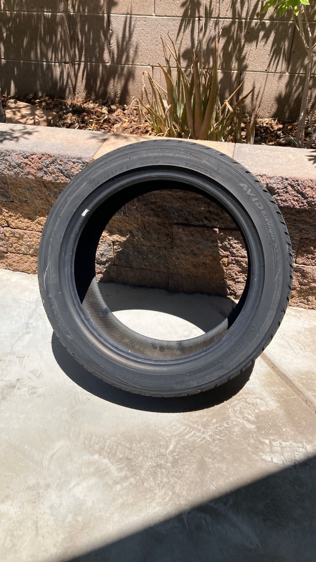 Yokohama 225/45R17RFT 