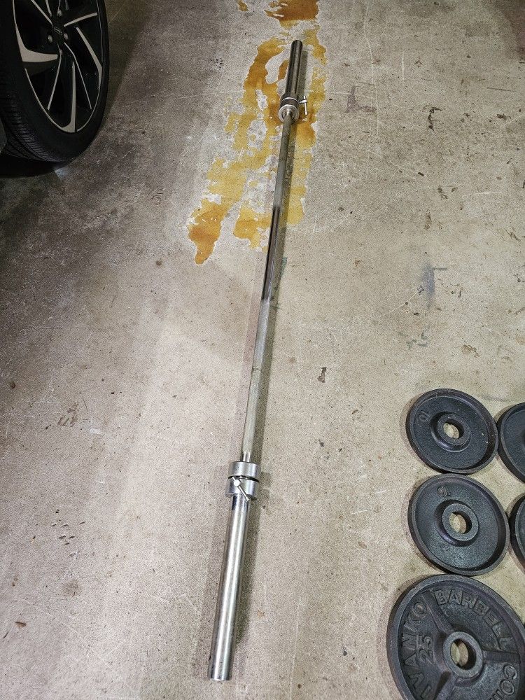 Vintage ivanko Barbell 7 foot 45lbs Olympic 2" weight bar