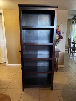 Book shelf