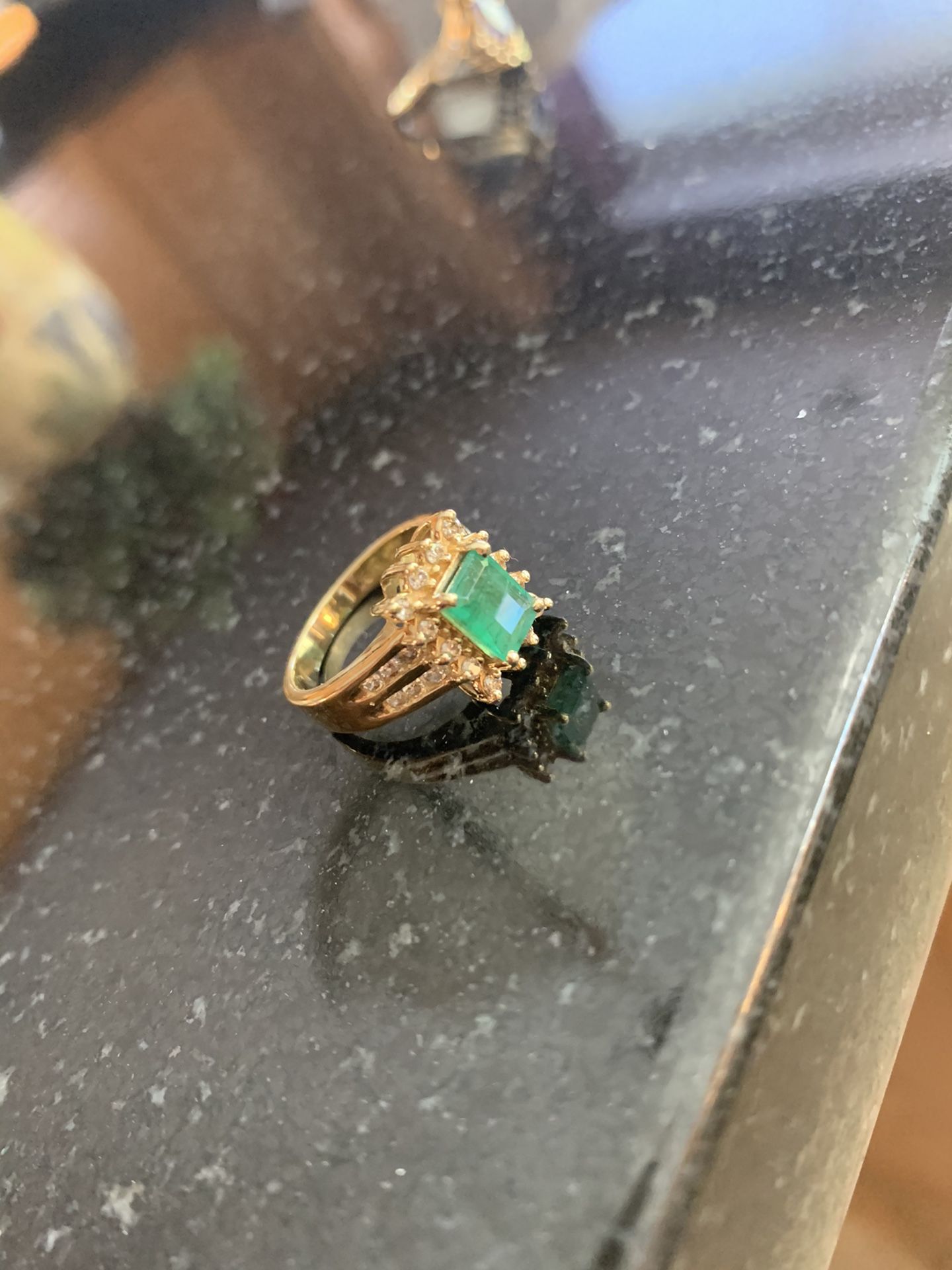 Ladies Emerald & Diamond size 7 Ring in 14 k gold