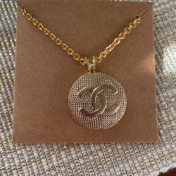 Button Necklace