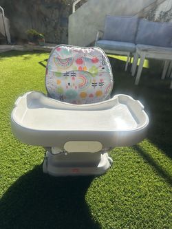 Fisher price space saving High chair