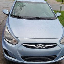 2012 Hyundai Accent