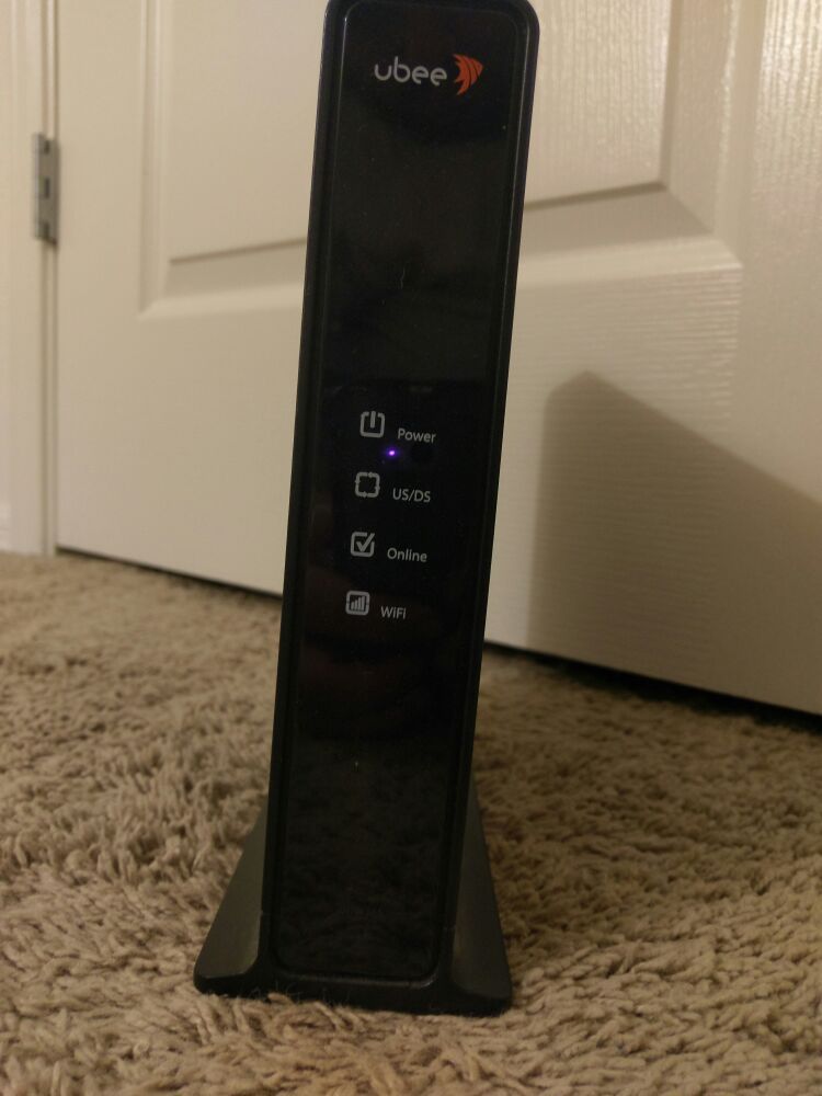 Ubee DDW365 Wireless DOCSIS 3.0 Cable Modem Gateway Ubee DDW365 Wireless DOCSIS 3.0 Cable Modem Gateway Ubee DDW365 Wireless DOCSIS 3.0 Cable Modem