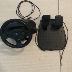 Thrustmaster Wheel And Pedals PS4