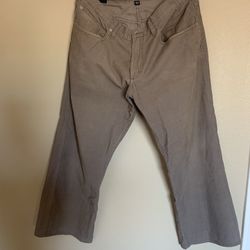 Banana Republic Boot Cut Corduroy Men Pants Size 35x30. Used Good Condition.