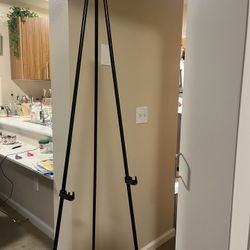 Poster Stand 