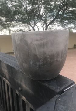 Clay vase! 8 inch tall 8 inch diameter