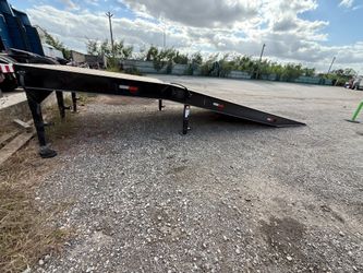 PORTABLE New LOADING DOCK RAMPS