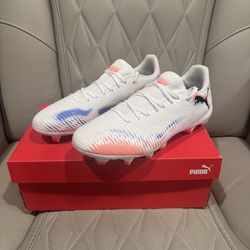 Puma Future 8 soccer cleats size 8